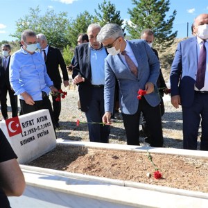 Vali Makas:"Başbağlar'da yapılan saldırı birlik ve beraberliğimize yapılan hain bir saldırıdır." - fotoğraf 3