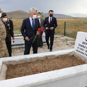 Edebük Şehitleri Unutulmadı - fotoğraf 2