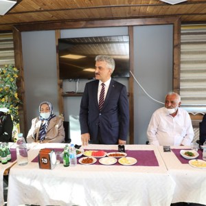 Karanlık Geceden Aydınlık Sabaha 15 Temmuz Destanı :"Toprak Eğer Uğrunda Ölen Varsa Vatandır." - fotoğraf 11