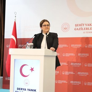 Aile ve Sosyal Hizmetler Bakanımız Derya Yanık: "15 Temmuz hepimiz açısından aslında bir modern zaman istiklal mücadelesi" - fotoğraf 1
