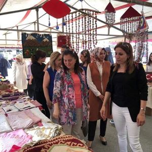 İl Müdürümüz Adem SOYLU Aile Destek Merkezinin Kermesini Ziyaret Etti - fotoğraf 2