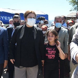 Bakanımız Yanık: “Yangından Etkilenenler İçin Sosyal Yardımlar Fonu’muzdan Toplam 21 Milyon Lira Kaynak Aktarımı Yaptık” - fotoğraf 4
