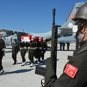 Şehidimizi Son Yolculuğuna Uğurladık  - fotoğraf 1