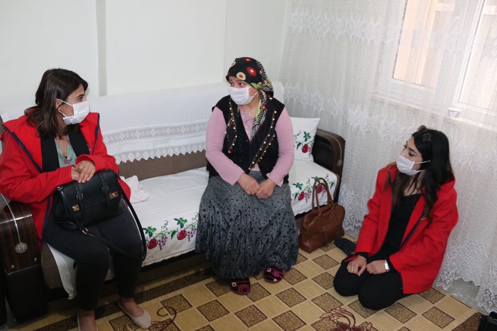 Bakanımız Yanık: “968,2 milyon TL Evde Bakım Yardımı ödemesini hesaplara yatırıyoruz”