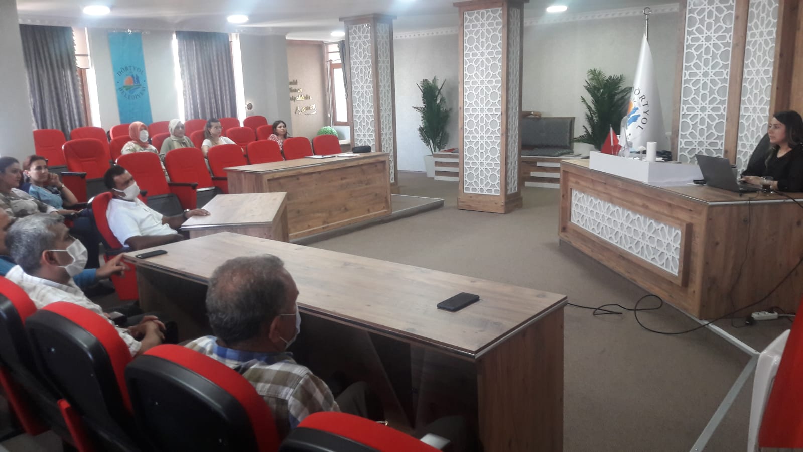 "Kadına Yönelik Şiddetle Mücadele" Semineri  Verildi.