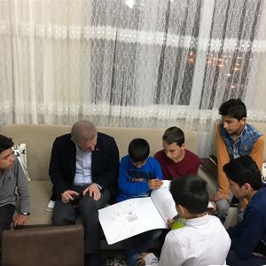 Gaziantep Valisi Sayın Davut GÜL, Çocuklarla Birlikte İftar Yaptı - fotoğraf 1