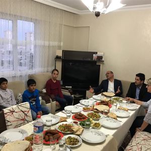 Gaziantep Valisi Sayın Davut GÜL, Çocuklarla Birlikte İftar Yaptı - fotoğraf 3