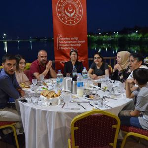 Koruyucu Ailelerimiz İftar Yemeğinde Buluştular - fotoğraf 3