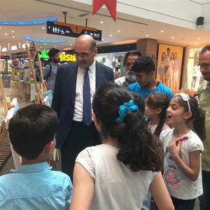 "Çocuk İşçiliği ile Mücadele Günü" Kapsamında Resim Sergisi Düzenlendi - fotoğraf 1