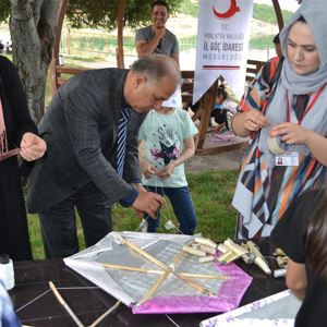 Dünya Mülteciler Gününde Mülteci Çocuklar doyasıya eğlendi - fotoğraf 1