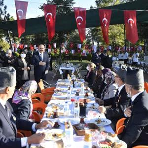 Gaziler Gününde Gazilerimiz ve Yakınları ile Kahvaltıda Buluştuk - fotoğraf 3