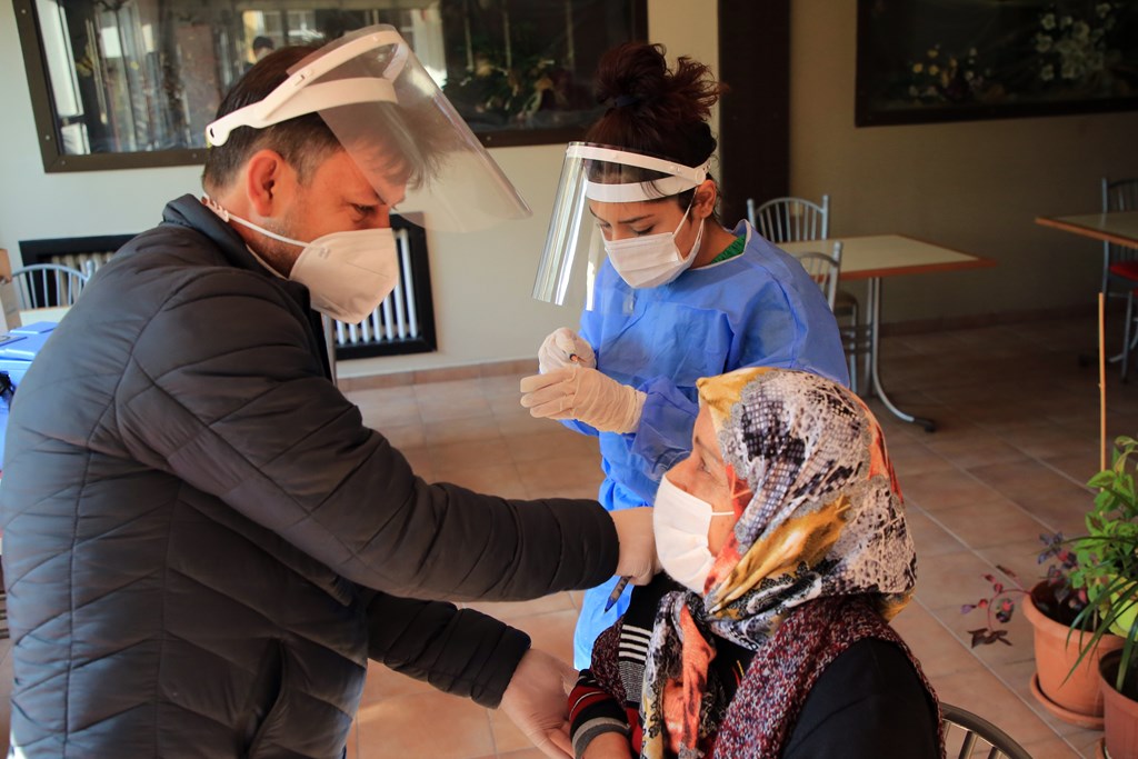 Aile ve Sosyal Hizmetler Bakanlığı’ndan Kuruluşlardaki Aşı Uygulama Süreci ve Alınması Gereken Önlemlere İlişkin Koronavirüs Rehberi