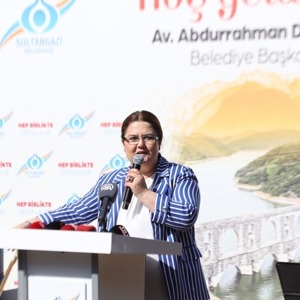 Derya Yanık, Minister of Family and Social Services, got together with residents of Sultangazi Nursing Home - fotoğraf 2