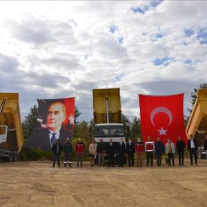 200 Yataklı Yeni Huzurevi’nin Yer Teslim Töreni Gerçekleşti - fotoğraf 23