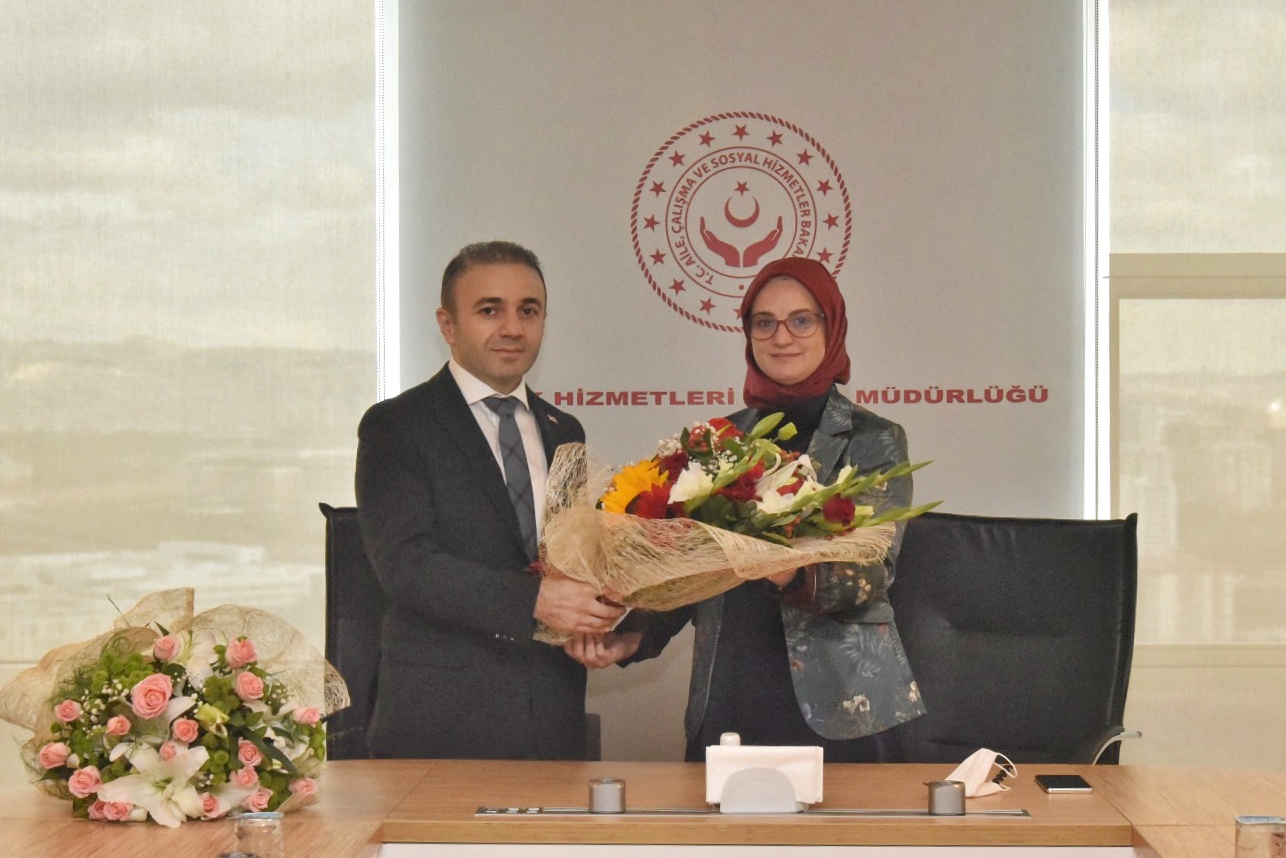 Çocuk Hizmetlerinde Devir Teslim  