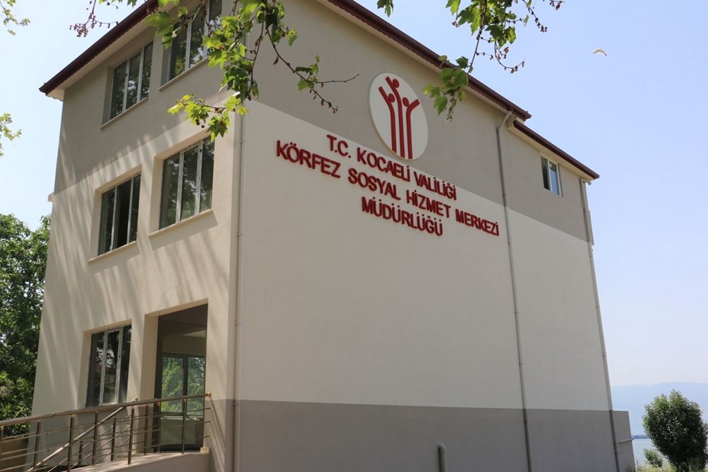 Bakanımız Derya Yanık: “372 Sosyal Hizmet Merkezimiz ile vatandaşlarımıza hizmet veriyoruz”