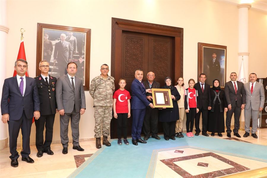 Devlet Övünç Madalyası ve Beratı Tevcih Töreni Gerçekleştirilmiştir.