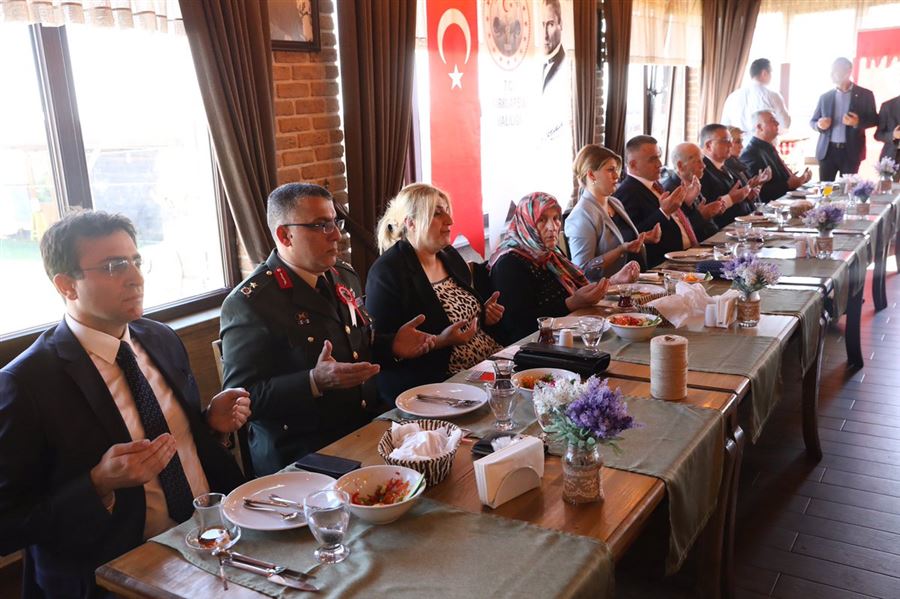 18 Mart Şehitleri Anma Günü Yemek Programı Gerçekleştirildi.