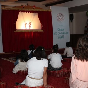 Bakanımız Derya Yanık, 11 Ekim Dünya Kız Çocukları Günü’nde Kuruluşlarımızda Kalan Kız Çocuklarıyla Bir Araya Geldi - fotoğraf 2