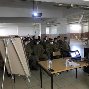 Jandarma Bünyesindeki Er-Erbaşlara Kadına Yönelik Şiddetle Mücadele Semineri Verildi - fotoğraf 2