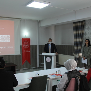 Kadına Yönelik Şiddetle Mücadele 4. Ulusal Eylem Planı’nın yürürlüğe girmesiyle 2022-2025 yıllarını kapsayan Kadına Yönelik Şiddetle Mücadele İl Eylem Planı hazırlamak üzere Vali Yardımcımız Sayın Murat Çağrı ERDİNÇ başkanlığında çalıştayımızı gerçekleştirdik. - fotoğraf 2