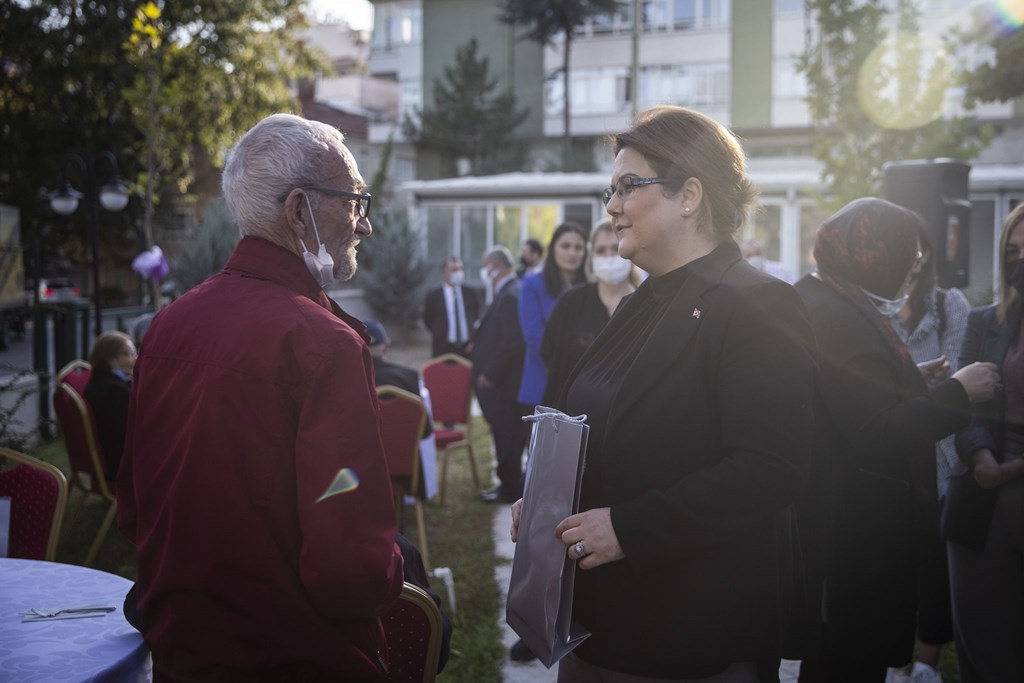 Derya Yanık, Minister of Family and Social Services: “We Deposit a Total of 963 Million TL of Home Care Assistance Payments for Citizens with Disabilities in Need of Care and Their Families” 