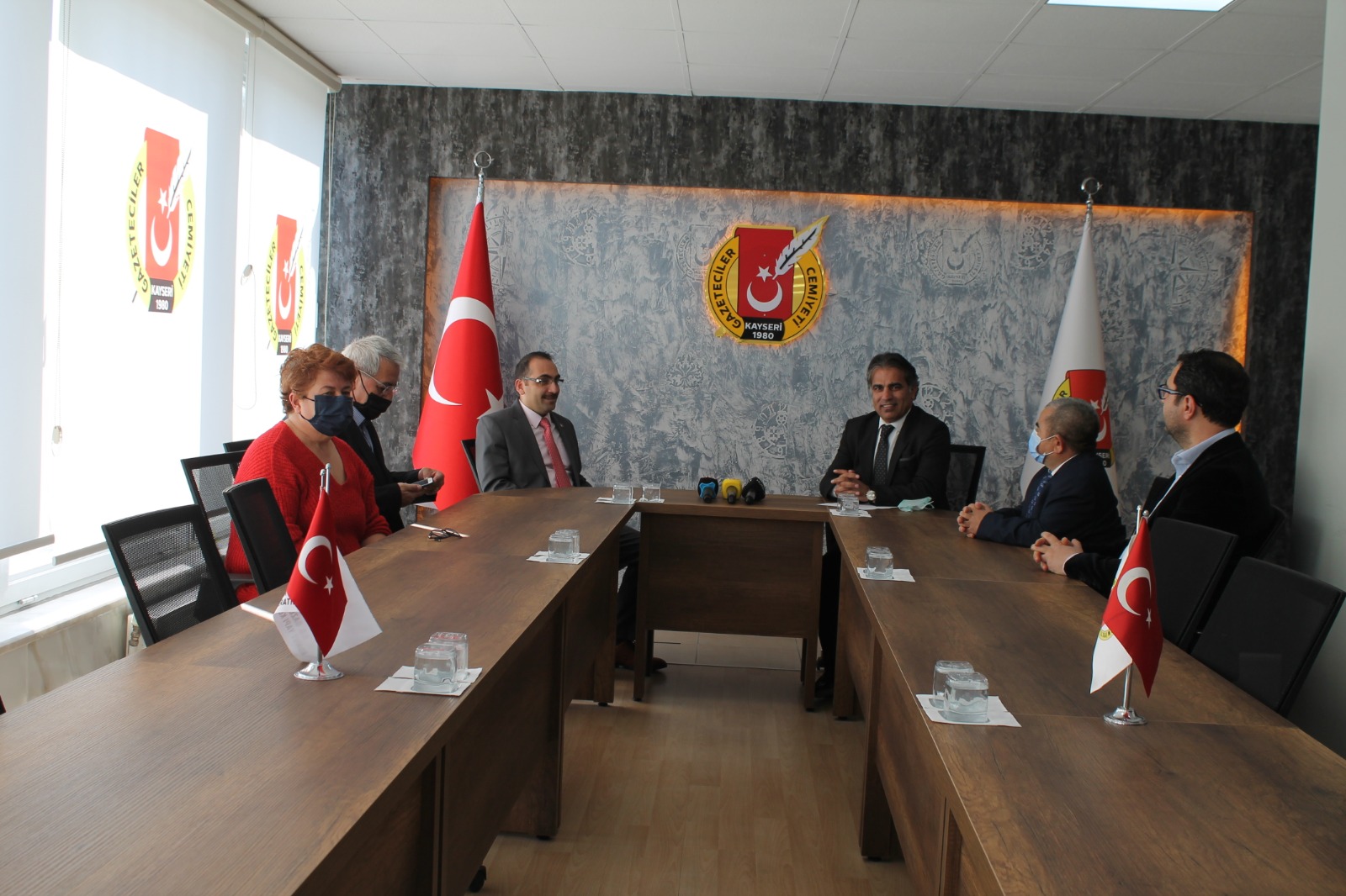 İl Müdürümüz Cüneyd Özdemir Kayseri Gazeteciler Cemiyetine Ziyarette Bulundu