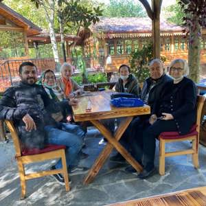 Huzurevi Sakinlerimiz Yazdan Kalma Günün Keyfini Çıkardılar - fotoğraf 3