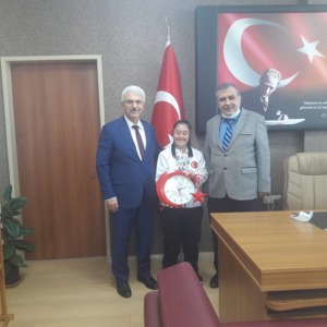 Avrupa Şampiyonu İl Müdürlüğümüzü ziyaret etti. - fotoğraf 1