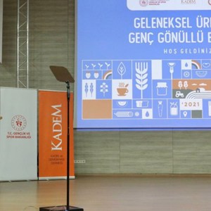 Aile ve Sosyal Hizmetler Bakanımız Sayın Derya Yanık, KADEM Geleneksel Üretimin Genç Gönüllü Elçileri Projesi Kapanış Törenine Katıldı - fotoğraf 1