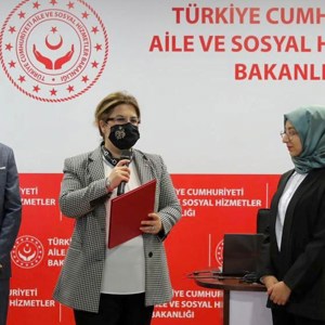 Derya Yanık Attends the Closing Meeting of the “22nd National Children's Forum” - fotoğraf 1