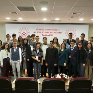 Derya Yanık Attends the Closing Meeting of the “22nd National Children's Forum” - fotoğraf 4