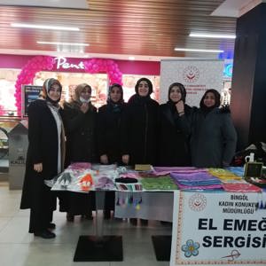 25 Kasım Kadına Yönelik Şiddete Karşı Uluslararası Mücadele Günü Etkinlikleri - fotoğraf 10