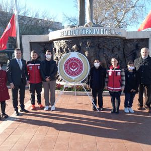 3 Aralık Dünya Engelliler Günü’nde Çelenk Sunum Töreni Yapıldı - fotoğraf 1