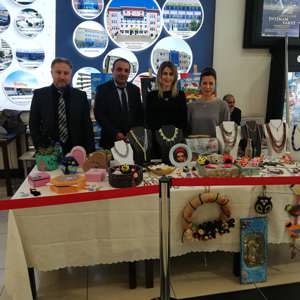 Engelliler Günü’nde Özdilek AVM’de Sergi Açılışı Yapıldı - fotoğraf 3