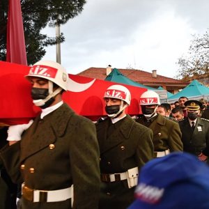 ŞEHİT PİYADE UZMAN ÇAVUŞ ALİ SARI; BALIKESİR'DE TOPRAĞA VERİLDİ - fotoğraf 2