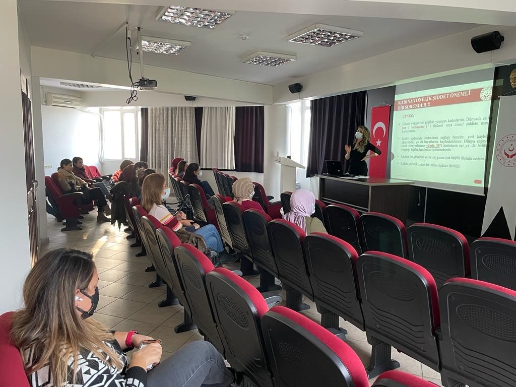 Antakya Sosyal Hizmet Merkezi Müdürlüğü Aile ve Sosyal Destek Programı (ASDEP) Personeline “Kadına Yönelik Şiddetle Mücadele” konulu seminer verildi.