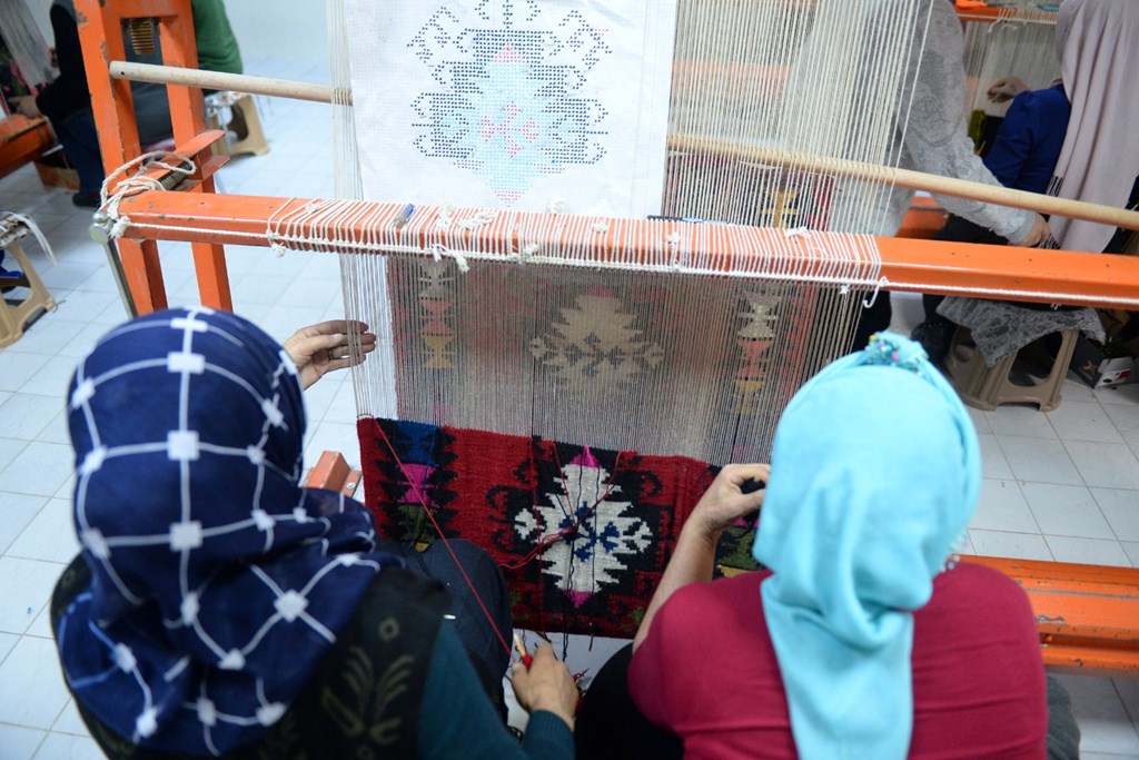 Bakanımız Derya Yanık: “35 Sosyal Dayanışma Merkezimiz (SODAM) ile Roman vatandaşlarımızın mesleki ve kişisel gelişimlerine katkıda bulunuyoruz”