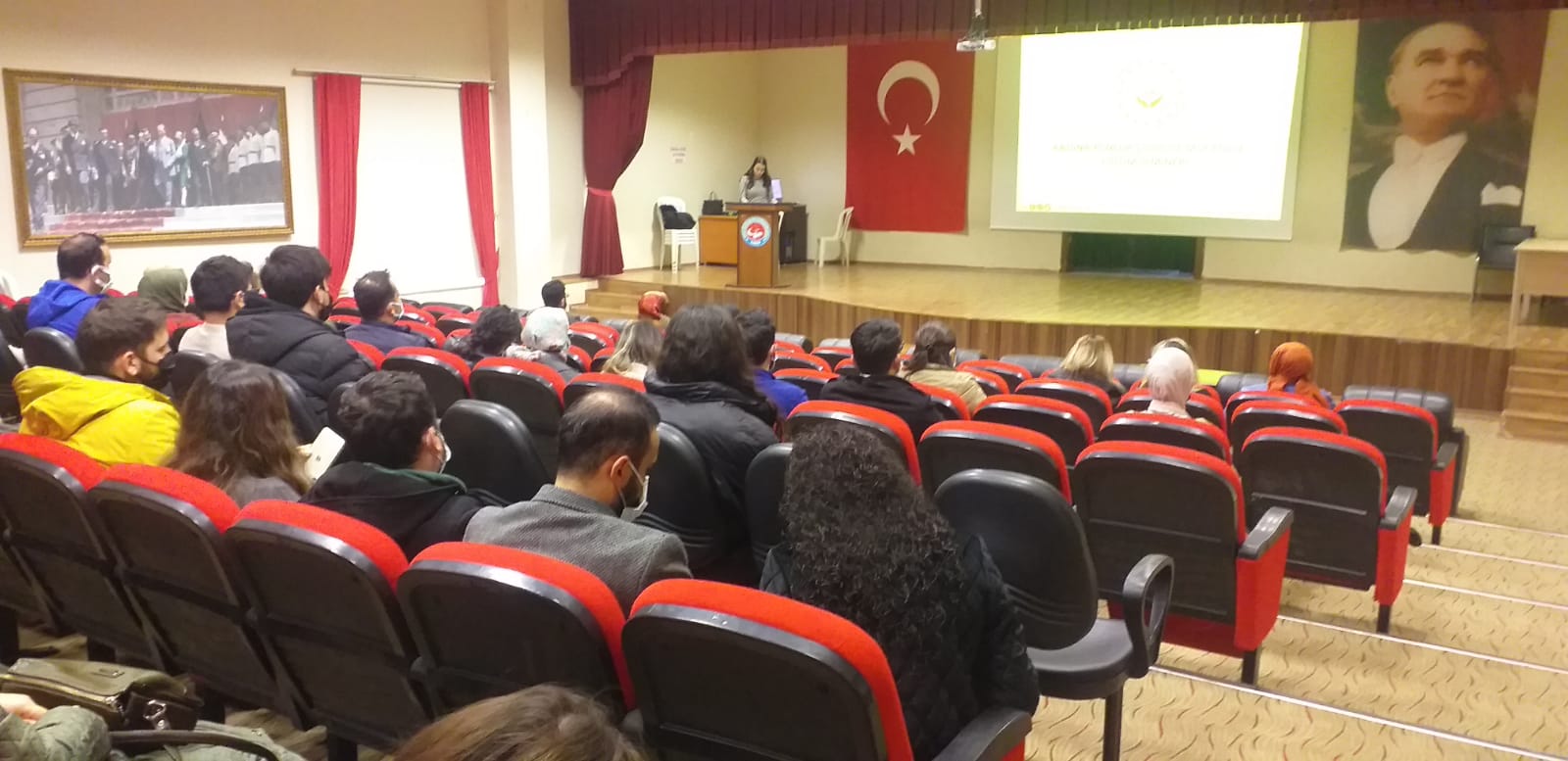 Payas İlçesinde göreve yeni başlayan öğretmenlere “Aile İçi ve Kadına Yönelik Şiddetle Mücadele” konulu seminer verildi. 