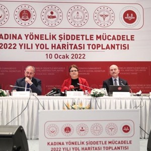 Aile ve Sosyal Hizmetler Bakanımız Sayın Derya Yanık Başkanlığında, “Kadına Yönelik Şiddetle Mücadelede 2022 Yol Haritası” Konulu Basın Toplantısı Gerçekleştirildi - fotoğraf 1