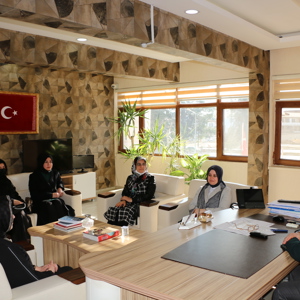Ak Parti Şanlıurfa İl Kadın Kolları Başkanlığı’ndan Müdürlüğümüze Ziyaret  - fotoğraf 4