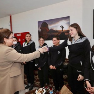 Bakanımız Derya Yanık, Aksaray'da Kadın Aktivite Merkezi’nin Açılışı ile Uluslararası Bilimde Kadın ve Kız Çocukları Günü Programına Katıldı - fotoğraf 4