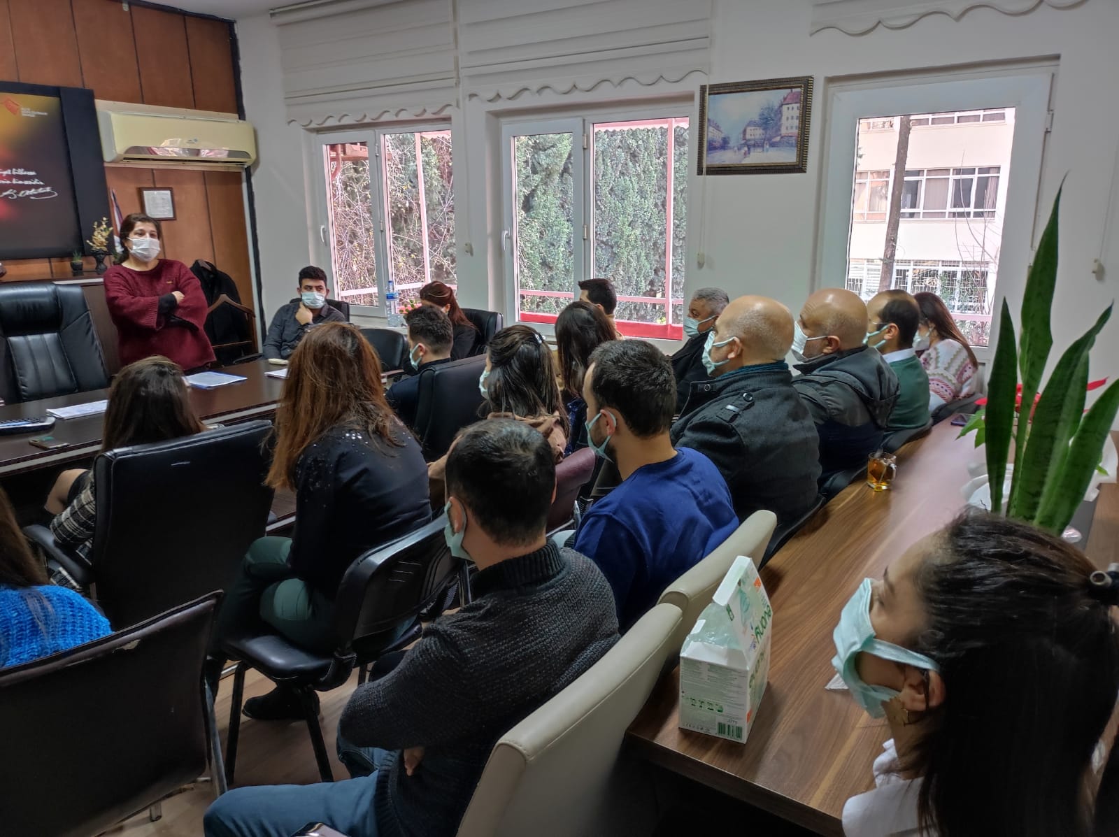 Antakya Sosyal Hizmet Merkezi Müdürlüğü personeline “Pandemi İnflüenza İle Mücadelede Alınması Gereken Önlemler” konulu seminer verildi.