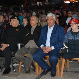 Kastamonu'da Demokrasi ve Milli Birlik Yürüyüşü Yapıldı - fotoğraf 13