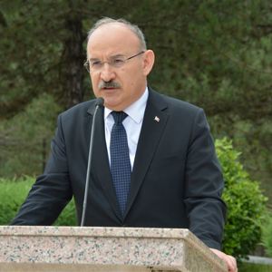 15 Temmuz Şehitlerini Anma, Demokrasi Ve Milli Birlik Günü Etkinliklerinde Şehitlik Ziyareti Gerçekleştirildi - fotoğraf 5