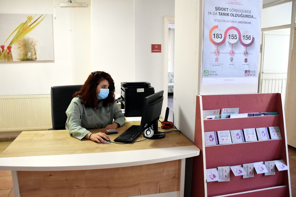 Bakanlık Finansal Okuryazarlık Ve Kadınların Ekonomik Güçlenmesi Çalışmaları İle 692 Bin 241 Kişiye Ulaştı