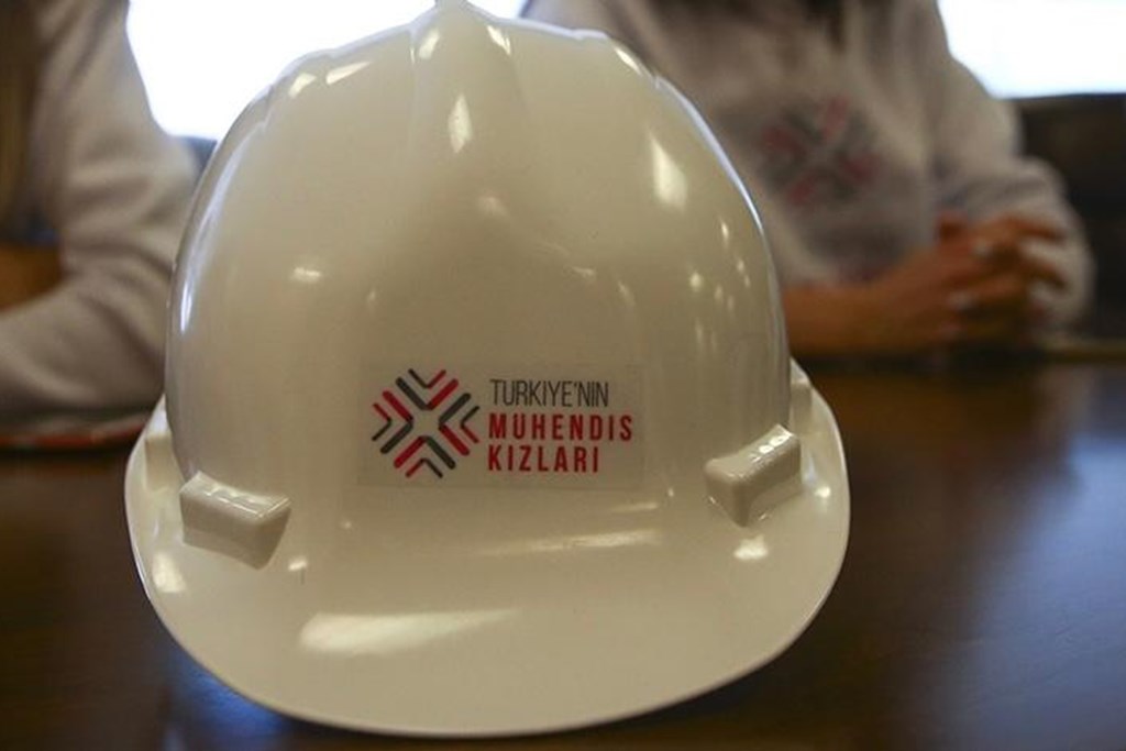 "Türkiye'nin Mühendis Kızları Projesi" İle 710 Kız Öğrenciye Ulaşıldı