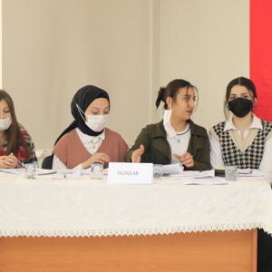 Çocuk Evleri Koordinasyon Merkezi ve Çocuk Evleri Sitesi Müdürlüklerinde ki çocuklarımızın katılımıyla İl Münazara Yarışması düzenlendi.  - fotoğraf 3