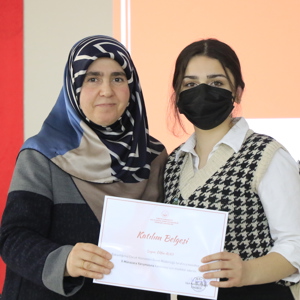 Çocuk Evleri Koordinasyon Merkezi ve Çocuk Evleri Sitesi Müdürlüklerinde ki çocuklarımızın katılımıyla İl Münazara Yarışması düzenlendi.  - fotoğraf 10