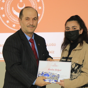 Çocuk Evleri Koordinasyon Merkezi ve Çocuk Evleri Sitesi Müdürlüklerinde ki çocuklarımızın katılımıyla İl Münazara Yarışması düzenlendi.  - fotoğraf 16